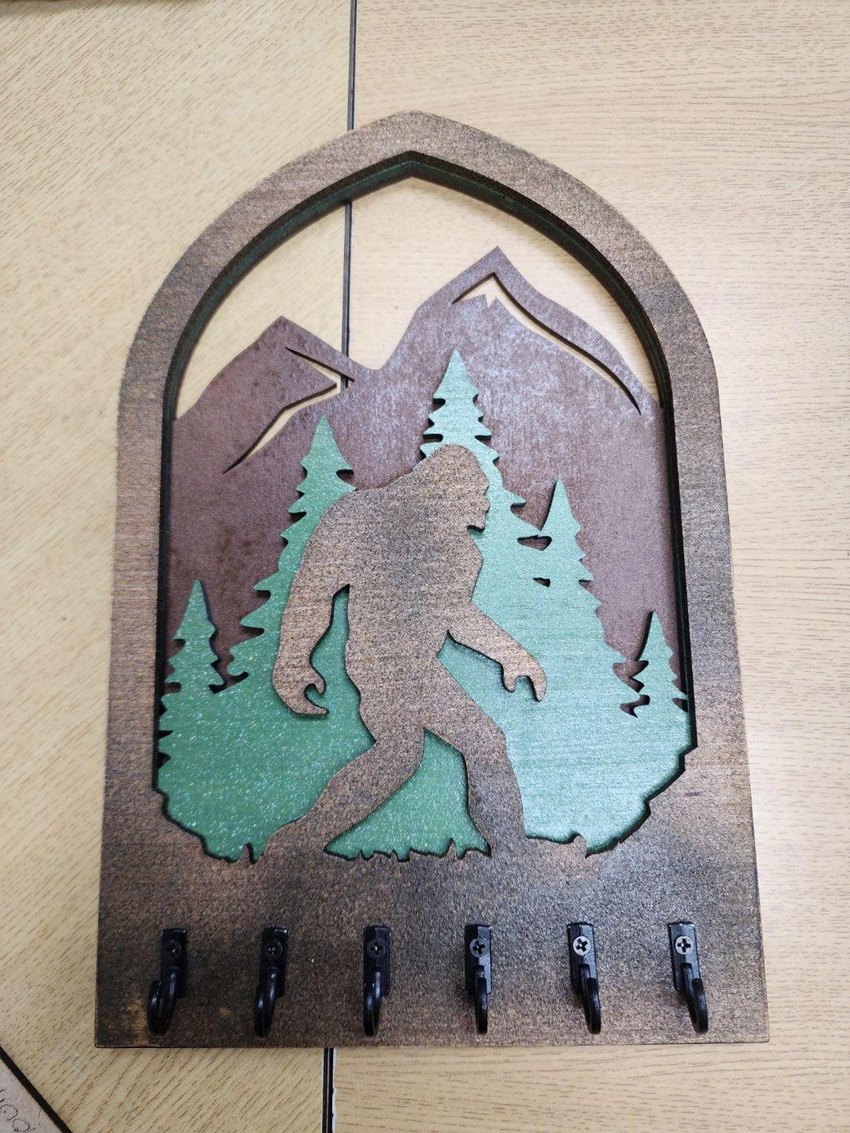 Wooden Key Holder Wall Mount, Rustic Farmhouse Key Hanger with Hooks, Housewarming Gift